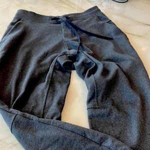 Men’s joggers size M, sweatpant material